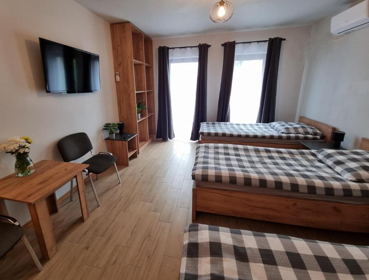 Pokoje Pod Wietrznia Kielce Luaran gambar